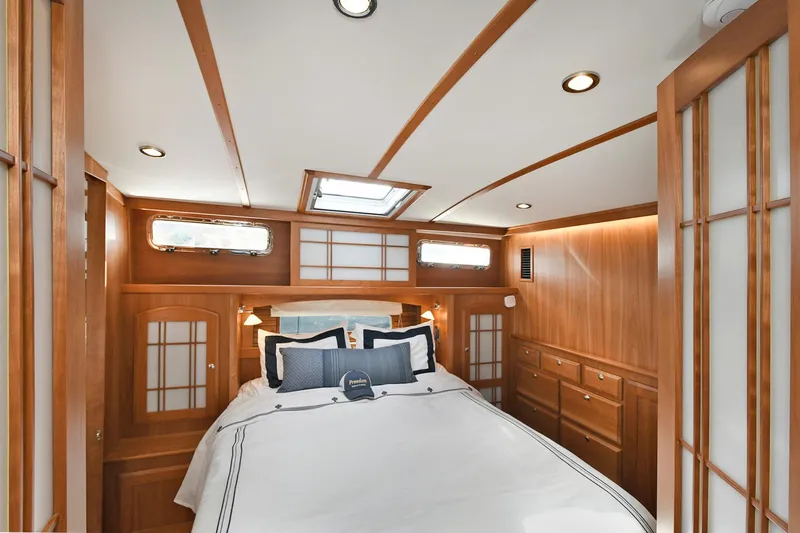 Slide: The Image of Sabre 48 Salon Express 2021 - 111