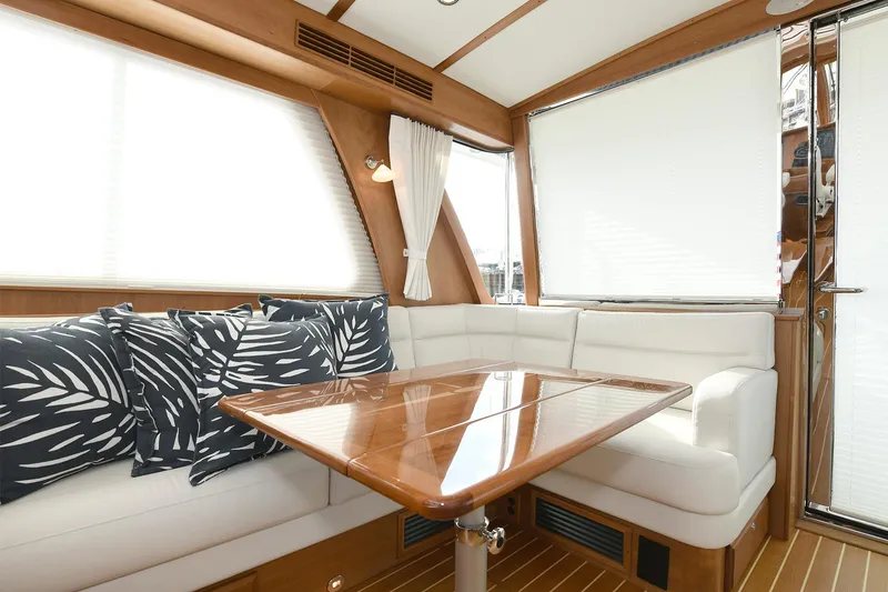 Slide: The Image of Sabre 48 Salon Express 2021 - 55