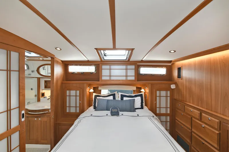 Slide: The Image of Sabre 48 Salon Express 2021 - 90