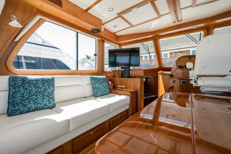 Slide: The Image of Sabre 48 Salon Express 2021 - 58