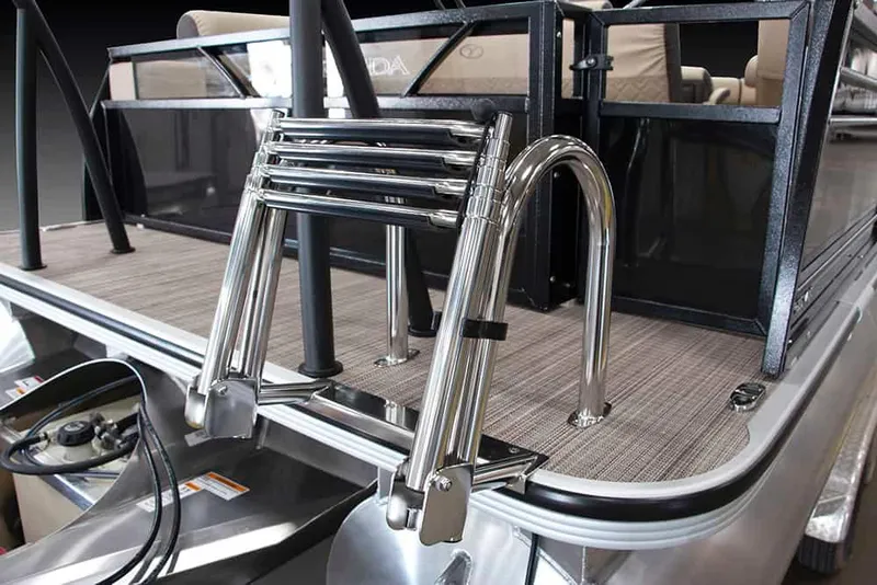 Slide: The Image of 2022 Veranda VP25VLC pontoon boat with stainless steel ladder and deck. - 10