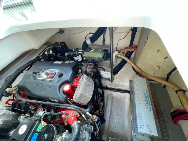 Slide: The Image of Formula 34 Performance Cruiser 2004 - 14