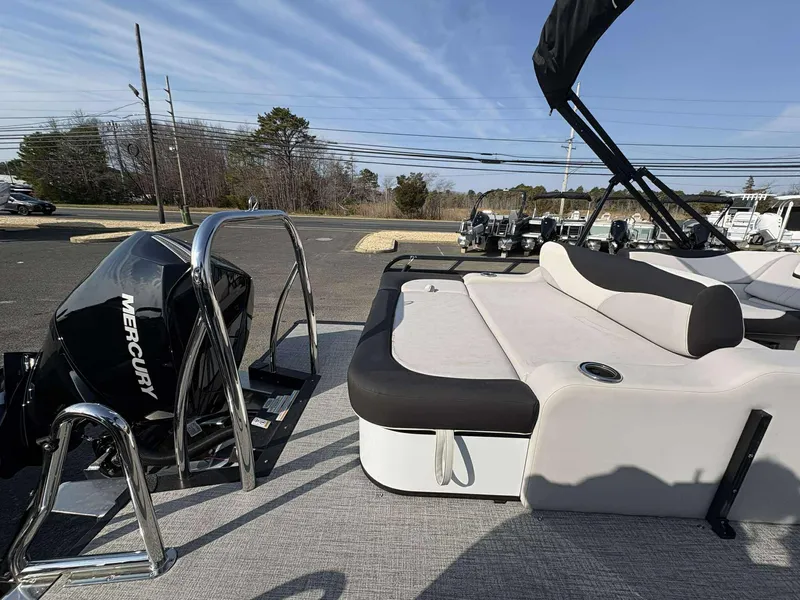 Slide: The Image of Avalon 2385 LSZ VRB 2026 - 5