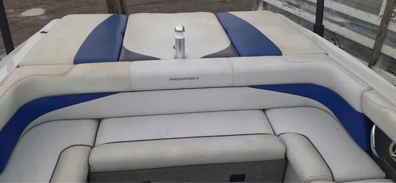 Slide: The Image of Moomba Outback V 2010 - 4