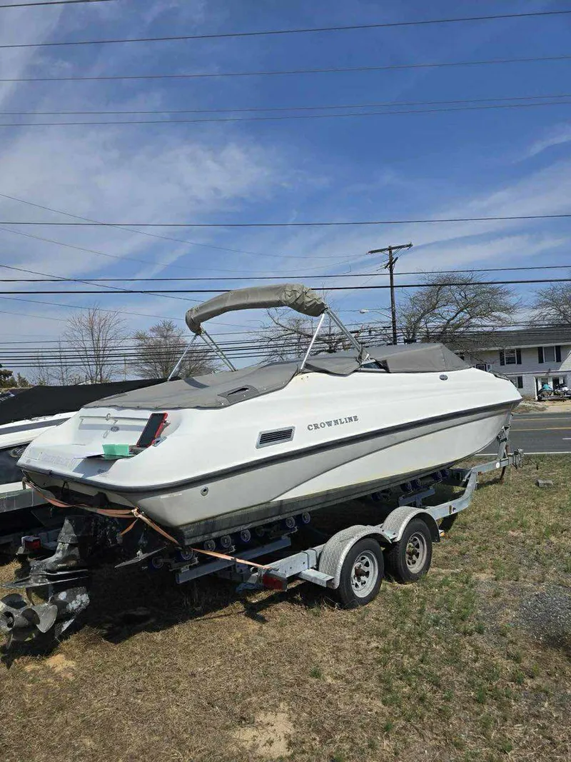 The Image of Crownline Boats 266 2003 - 0