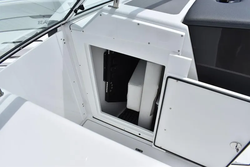 Slide: The Image of 2023 Blackfin 232 DC boat storage compartment. - 38