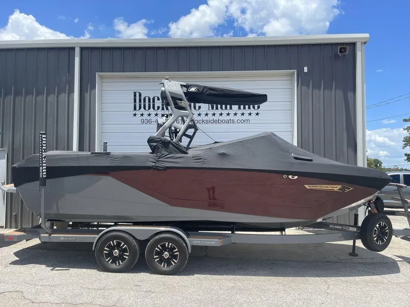 Slide: The Image of Nautique Super Air Nautique G23 2021 - 15