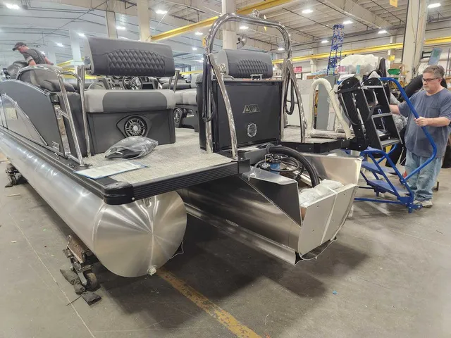 Slide: The Image of Avalon 2385 25 Catalina QLS 2026 - 6