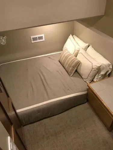 Slide: The Image of Compact bedroom in 2015 Bravada Why Knot Week 10 houseboat. - 14