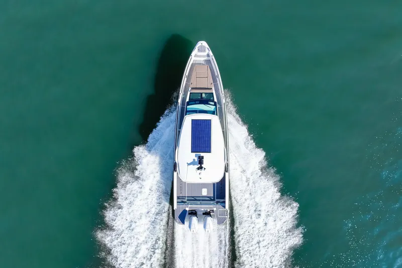 Slide: The Image of Saxdor 320 GTO 2026 - 17