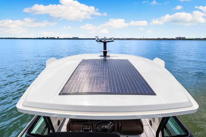 Slide: The Image of Saxdor 320 GTO 2026 - 46