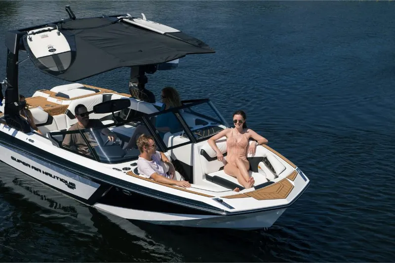 Slide: The Image of Nautique Super Air GS22E 2023 - 84
