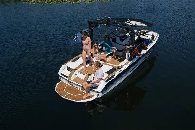 Slide: The Image of Nautique Super Air GS22E 2023 - 88