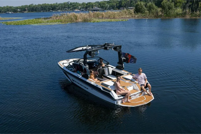 Slide: The Image of Nautique Super Air GS22E 2023 - 91