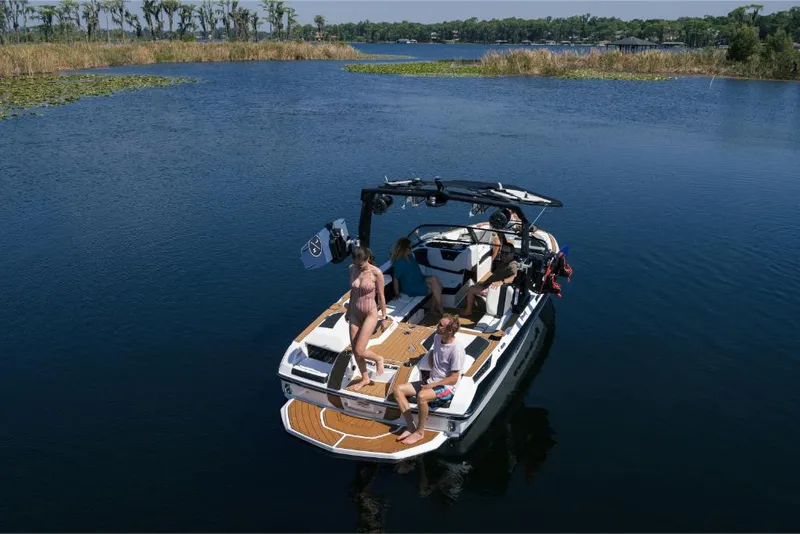 Slide: The Image of Nautique Super Air GS22E 2023 - 93