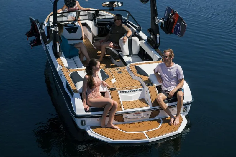 Slide: The Image of Nautique Super Air GS22E 2023 - 94