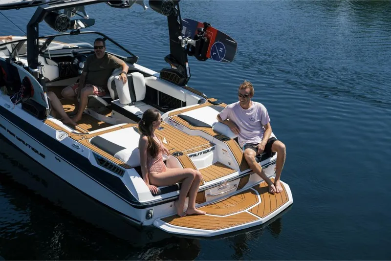 Slide: The Image of Nautique Super Air GS22E 2023 - 95