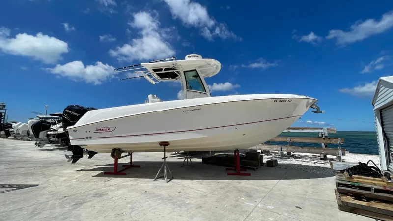 The Image of Boston Whaler 280 Outrage 2015 - 0