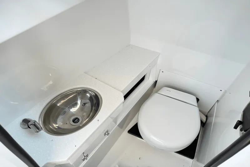 Slide: The Image of Blackfin 272 DC 2023 - 16