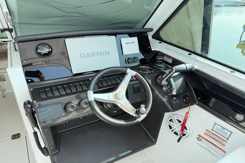 Slide: The Image of Blackfin 272 DC 2023 - 19