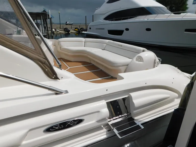 Slide: The Image of 2004 Sea Ray 600 Sun Sport with luxurious deck area. - 5