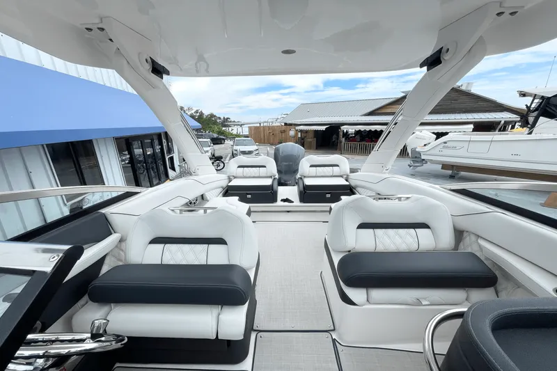 Slide: The Image of Regal LX4 2025 - 21