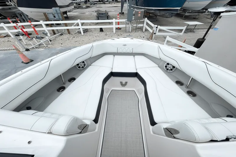 Slide: The Image of Regal LX4 2025 - 24