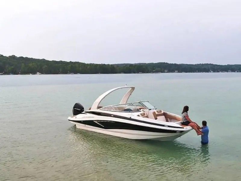 Slide: The Image of Crownline Boats E260 XS 2025 - 5
