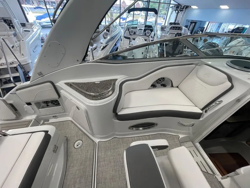 Slide: The Image of Crownline Boats 270 CR 2025 - 6