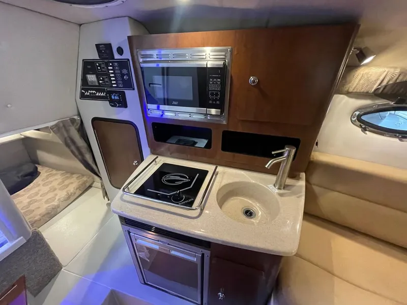 Slide: The Image of Crownline Boats 270 CR 2025 - 8