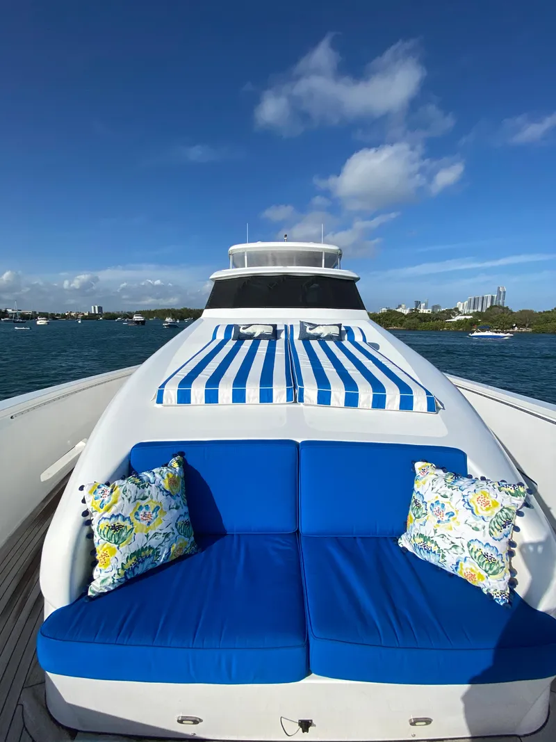 Slide: The Image of Fore Deck and Cabin Top - 6