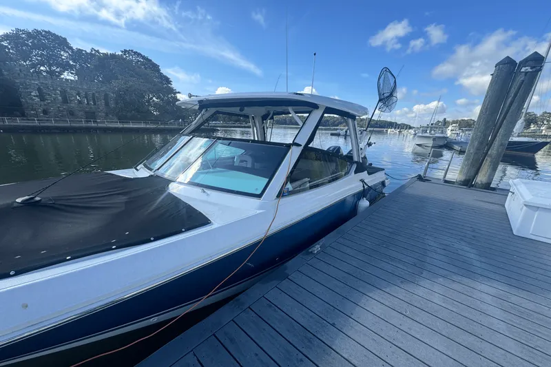 Slide: The Image of Boston Whaler 280 VANTAGE 2023 - 3