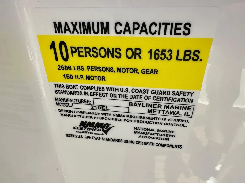 Slide: The Image of Bayliner Element E21 2023 - 6