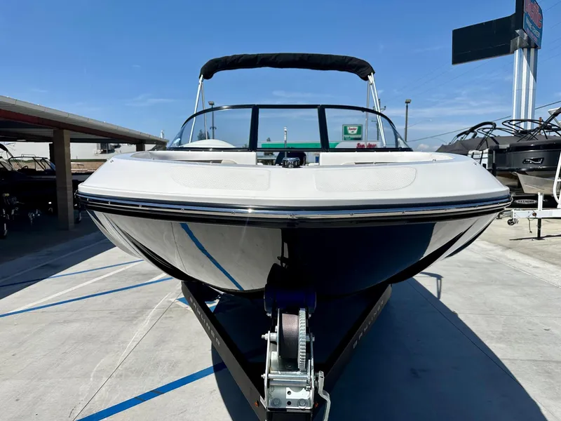 Slide: The Image of Bayliner Element E21 2023 - 9