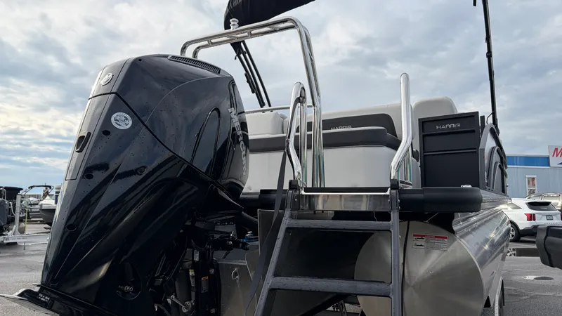 Slide: The Image of Harris Cruiser 250 2026 - 12