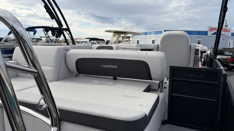Slide: The Image of Harris Cruiser 250 2026 - 13