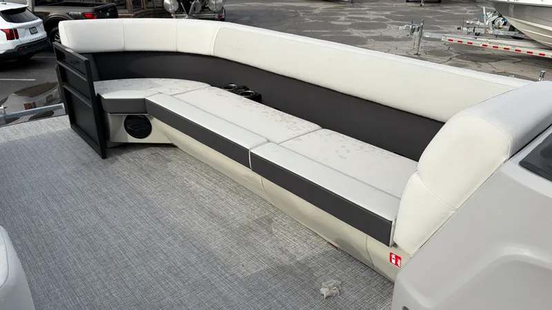 Slide: The Image of Harris Cruiser 250 2026 - 26