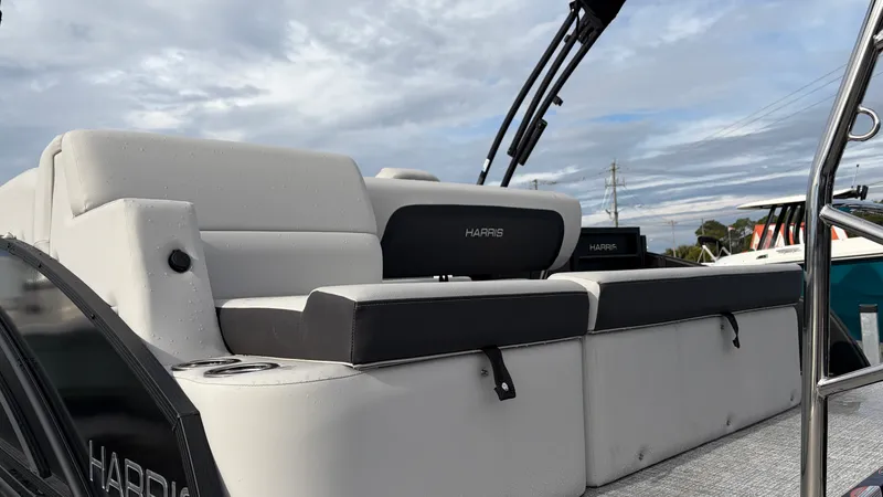 Slide: The Image of Harris Cruiser 250 2026 - 8