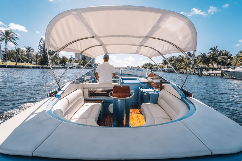 Slide: The Image of Riva 33 AQUARIVA SPORT 2012 - 14