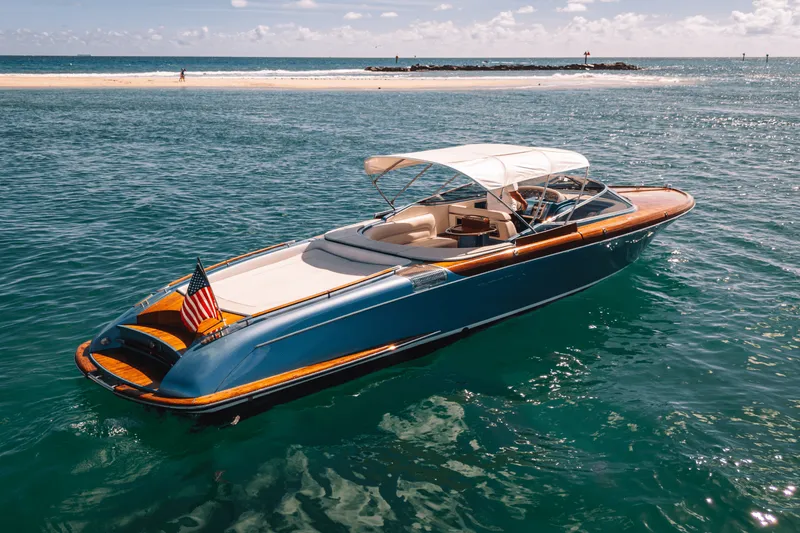 Slide: The Image of Riva 33 AQUARIVA SPORT 2012 - 2