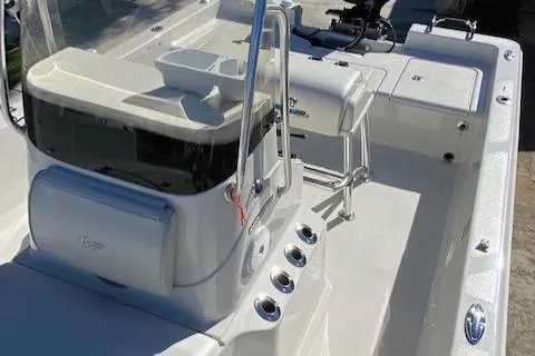 Slide: The Image of Ranger Bahia 220 2015 - 10