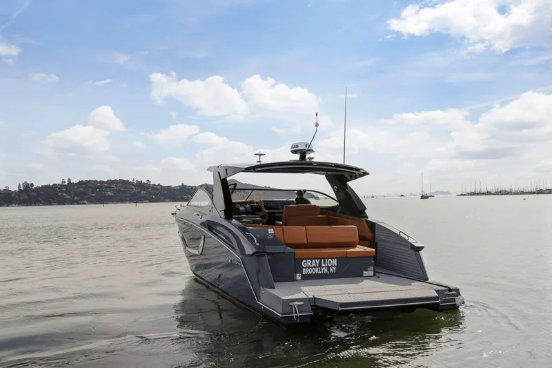 Slide: The Image of Cruisers 38 GLS 2022 - 49