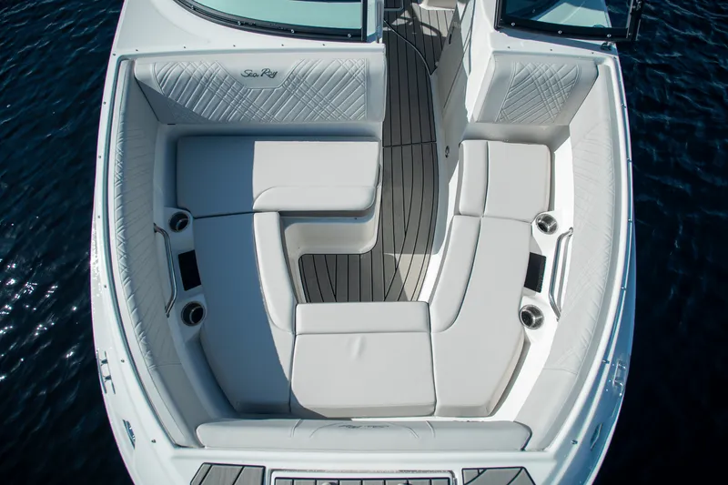 Slide: The Image of Sea Ray SDX 230 Outboard 2026 - 23