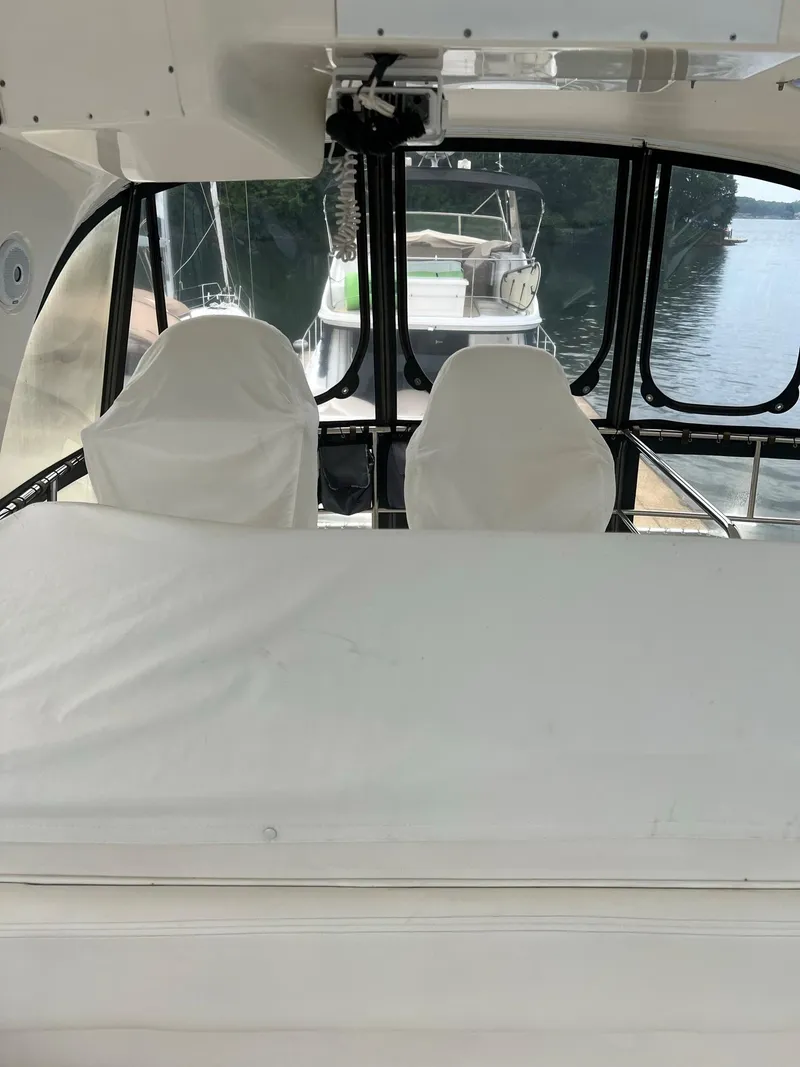 Slide: The Image of Sea Ray 480 Sedan Bridge 2003 - 50