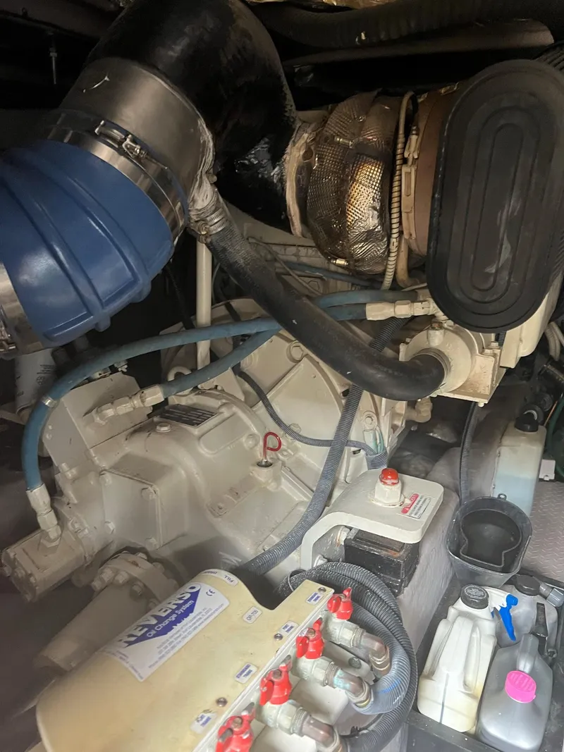 Slide: The Image of Sea Ray 480 Sedan Bridge 2003 - 57