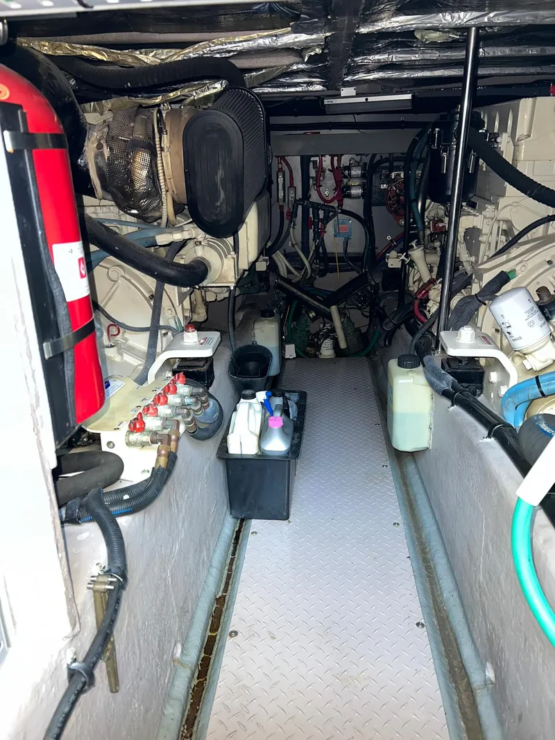 Slide: The Image of Sea Ray 480 Sedan Bridge 2003 - 58