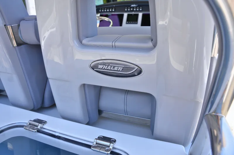 Slide: The Image of Boston Whaler 250 Outrage 2027 - 19