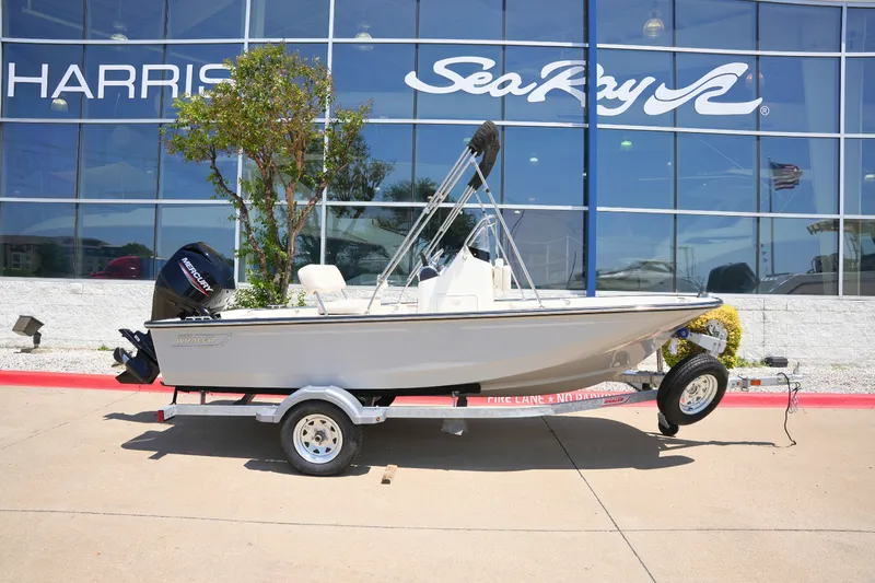 The Image of Boston Whaler 150 Montauk 2026 - 0