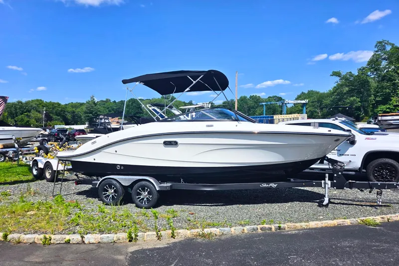 The Image of Sea Ray SPX 210 2027 - 0