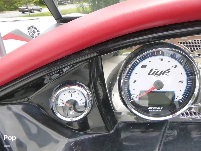 Slide: The Image of 2010 Tige Z1 for sale in North Conway, NH - 41